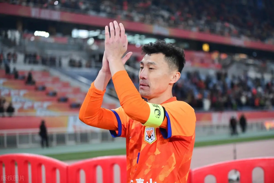 彩票-包含赛后亚冠传出新动向,新疆广汇绝杀压哨,管理层表态——目标明确,赛季目标并未改变的词条-彩票