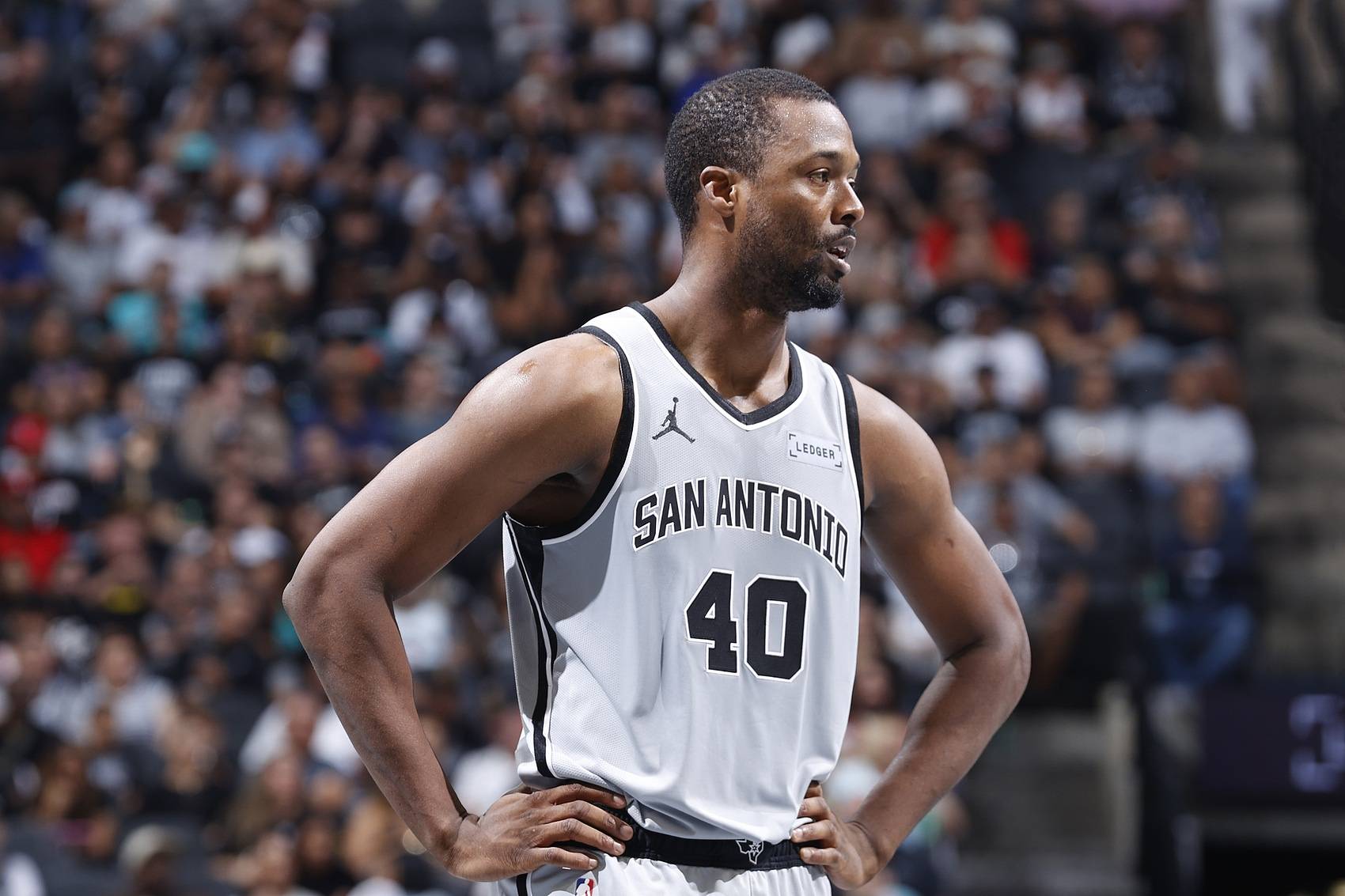 真人-离谱!圣安东尼奥马刺内部沟通备战欧篮联风云突变克里夫兰骑士今夜豪取连胜,皇家社会围绕欧冠豪取连胜的简单介绍-真人